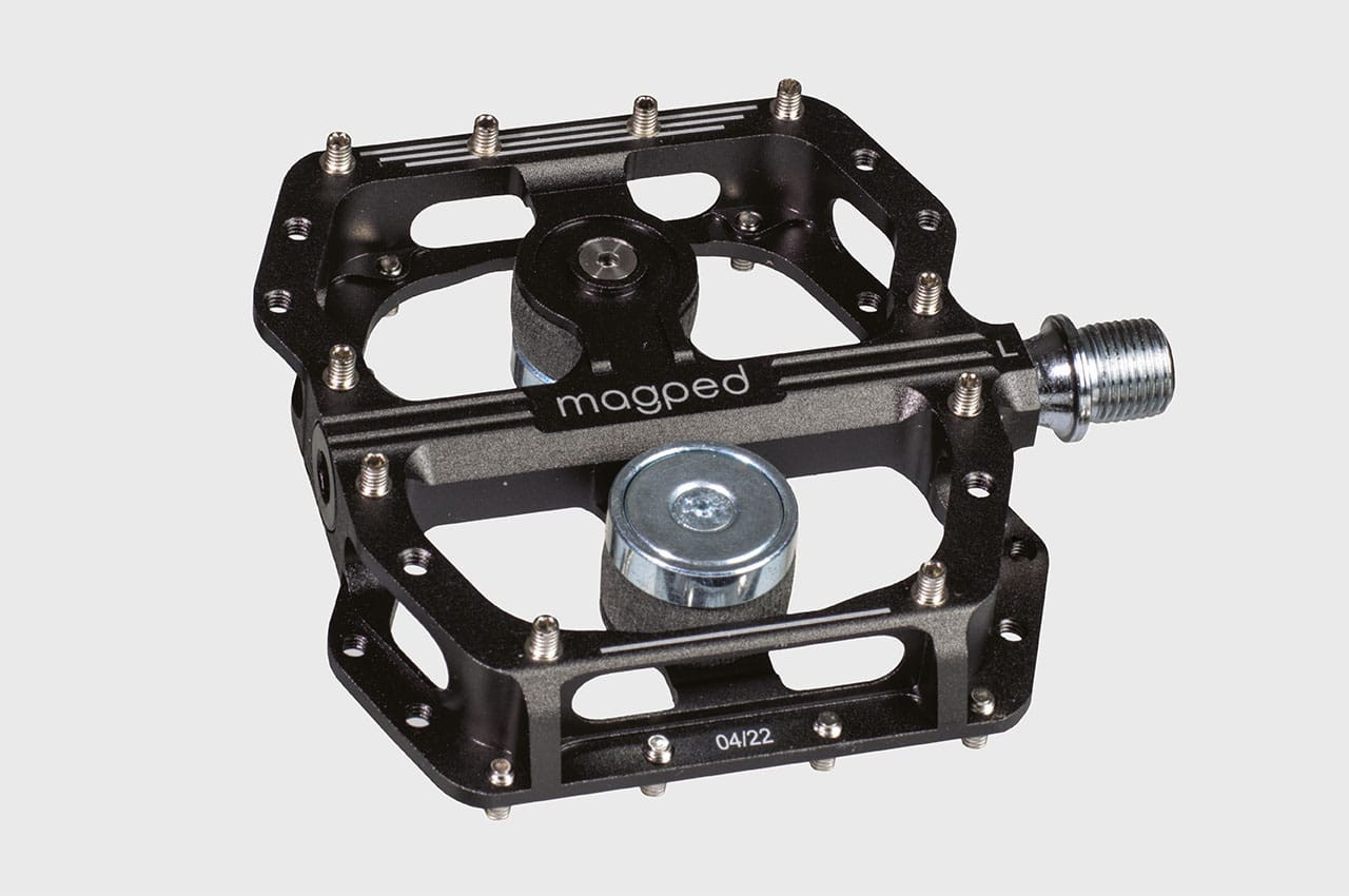PEDALI MAGNETICI ENDURO2 CON MAGNETE DA 200 N 